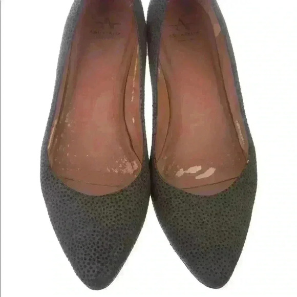 Aquatalia Almond Toe low  heel - Picture 5 of 5